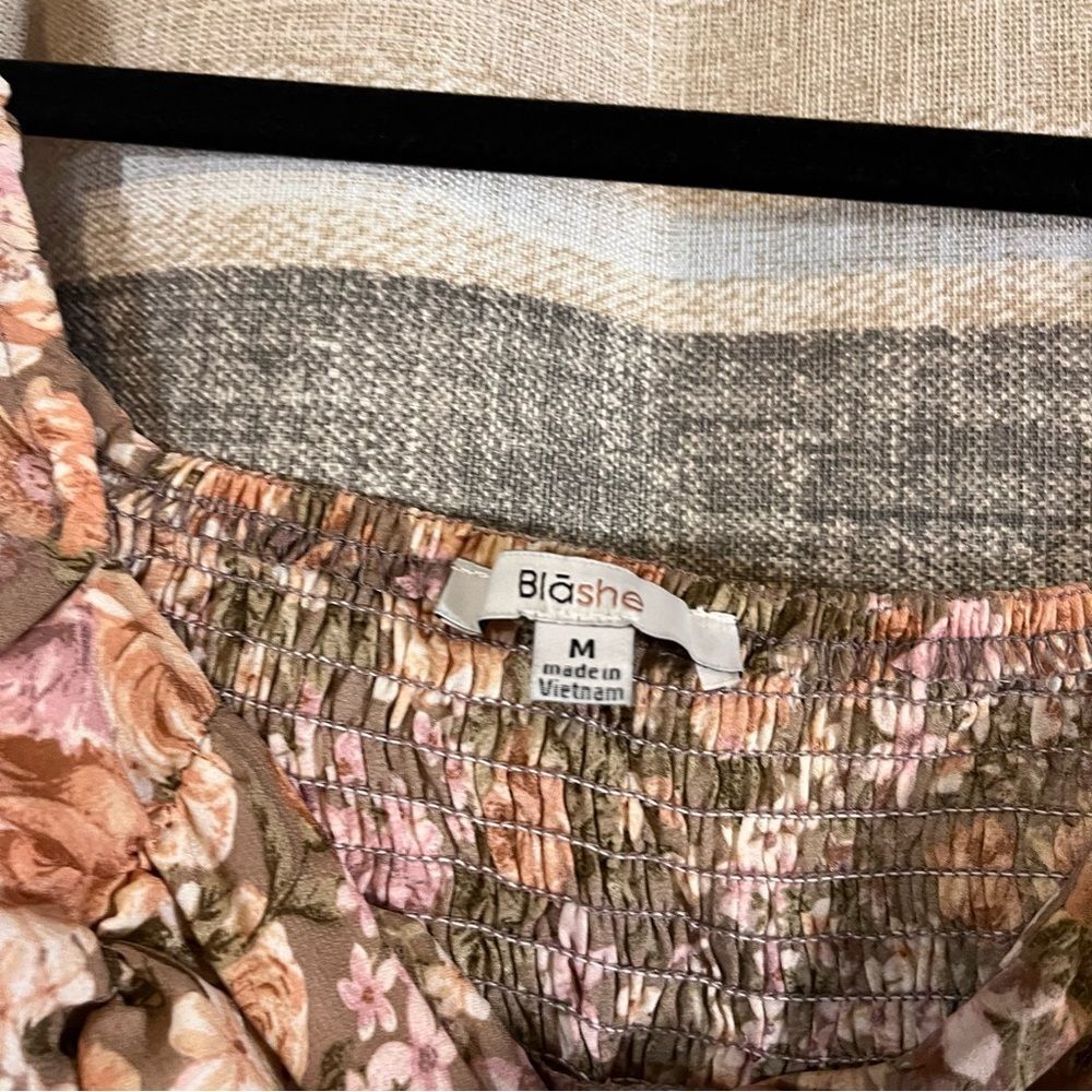 Blashe Two Piece Floral Skirt Set‎ Size Medium - Picture 9 of 12